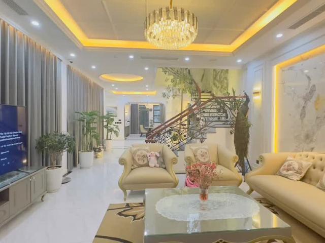 Nhà bán tại Hoàn Kiếm, Hà Nội