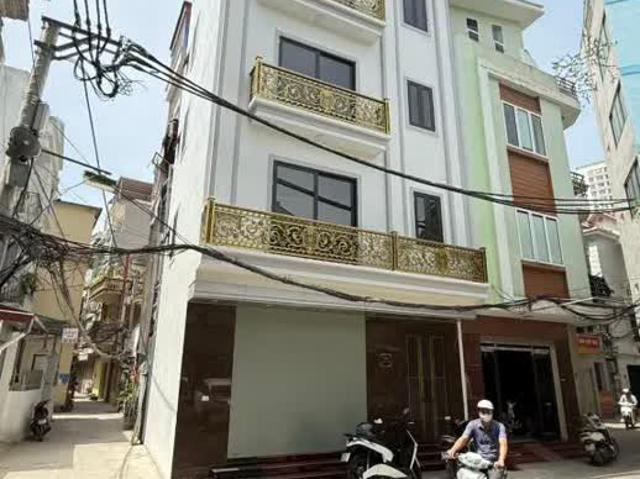 Nhà mặt phố bán tại Hoàn Kiếm, Hà Nội