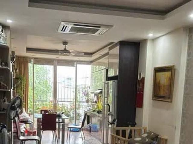 Nhà mặt phố bán tại Hoàn Kiếm, Hà Nội