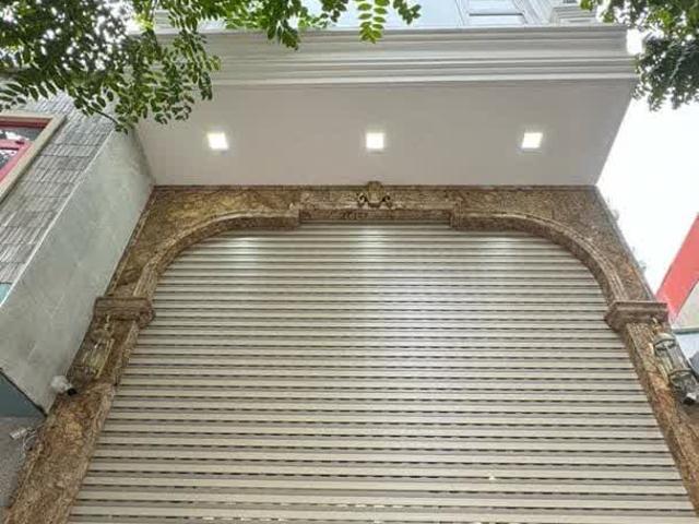 Nhà mặt phố bán tại Hoàn Kiếm, Hà Nội