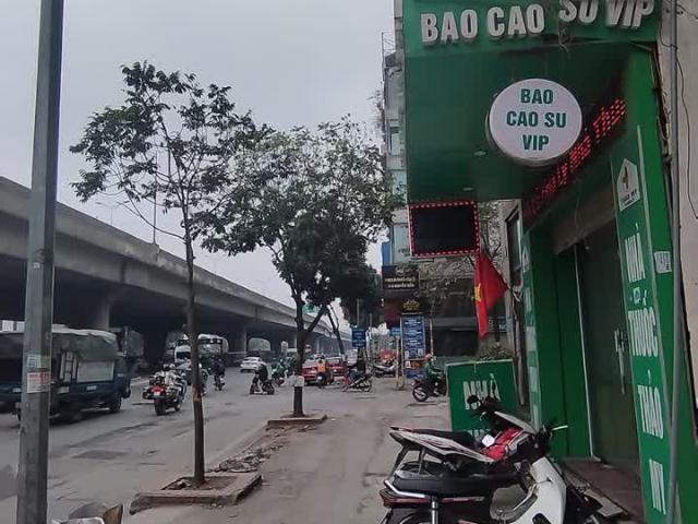 Nhà mặt phố bán tại Hoàn Kiếm, Hà Nội