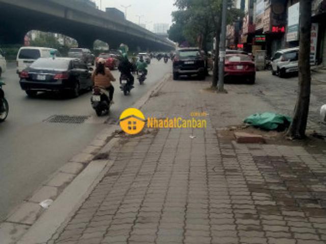 Nhà mặt phố bán