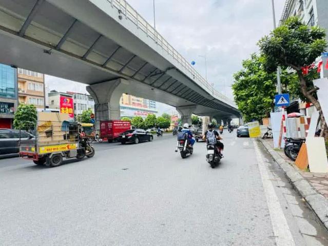 Nhà mặt phố bán tại Hoàn Kiếm, Hà Nội