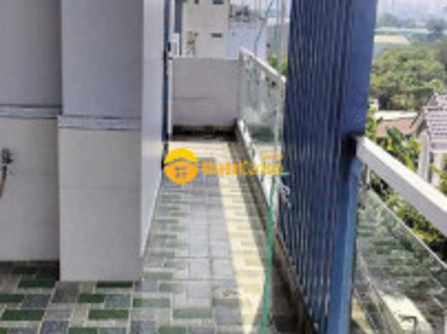 Nhà mặt phố bán