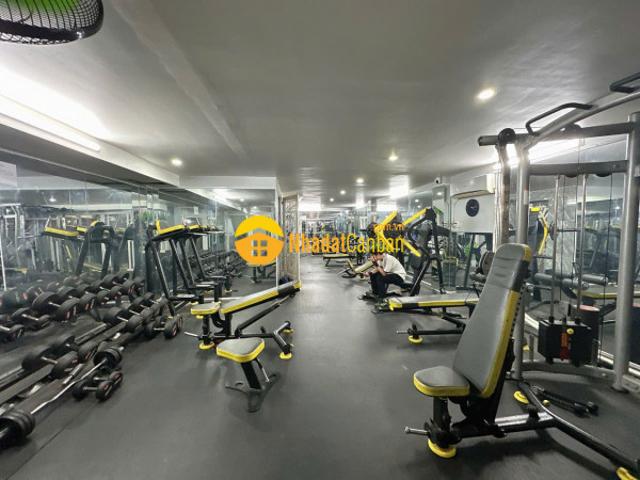 Nhà mặt phố bán
