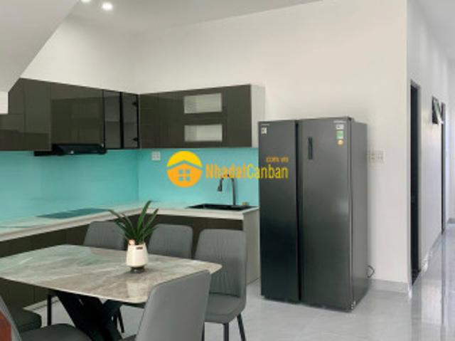 Nhà mặt phố bán
