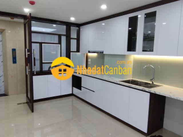 Nhà mặt phố bán