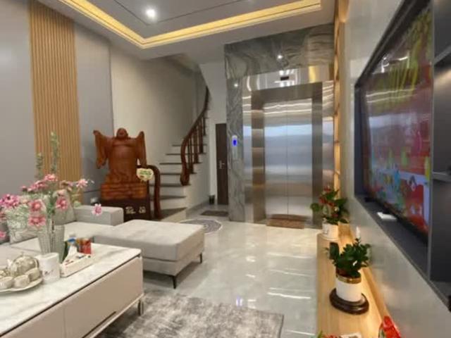 Nhà bán tại Hoàn Kiếm, Hà Nội