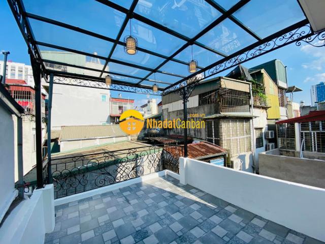 Nhà mặt phố bán