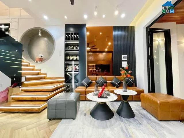 Nhà mặt phố bán