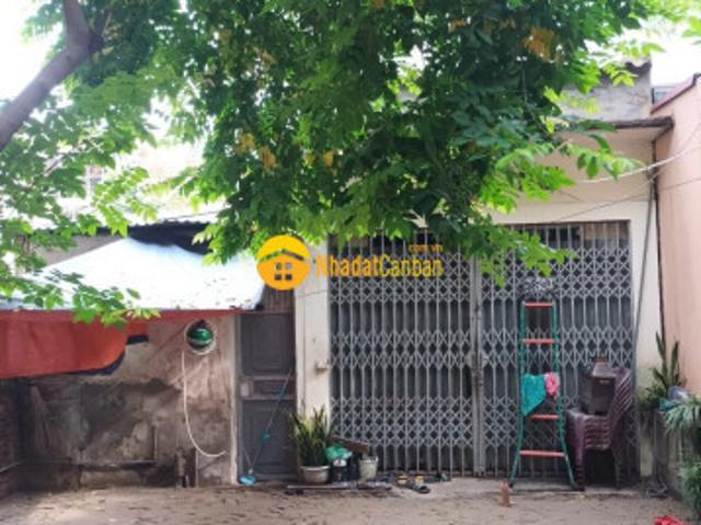 Nhà mặt phố bán
