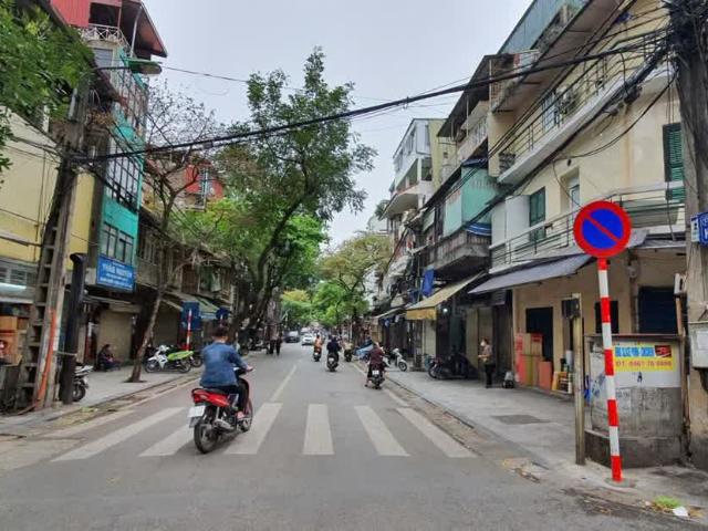 Nhà mặt phố bán tại Hoàn Kiếm, Hà Nội