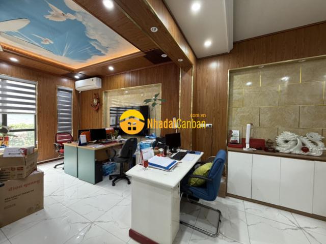 Nhà mặt phố bán