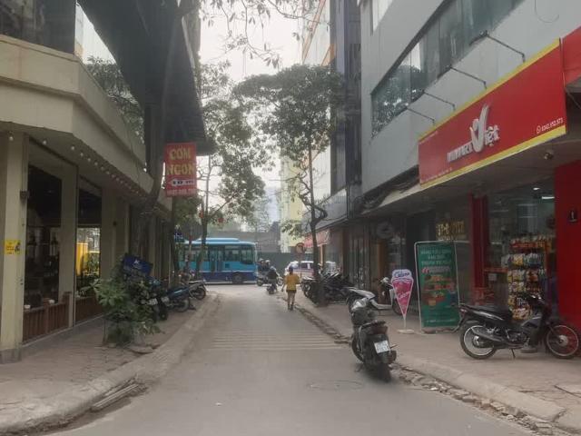 Nhà bán tại Hoàn Kiếm, Hà Nội