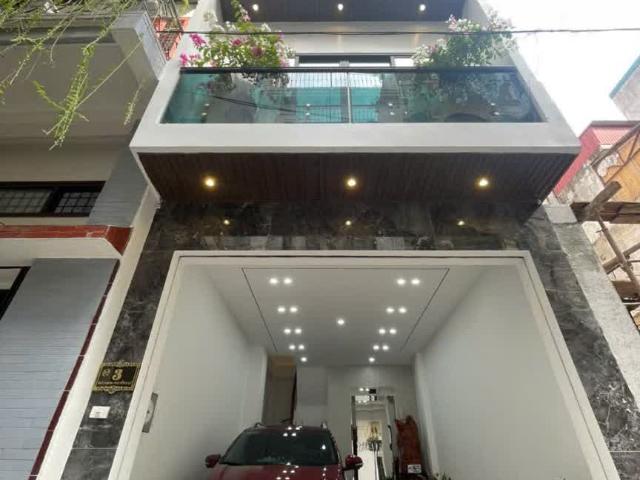 Nhà bán tại Hoàn Kiếm, Hà Nội