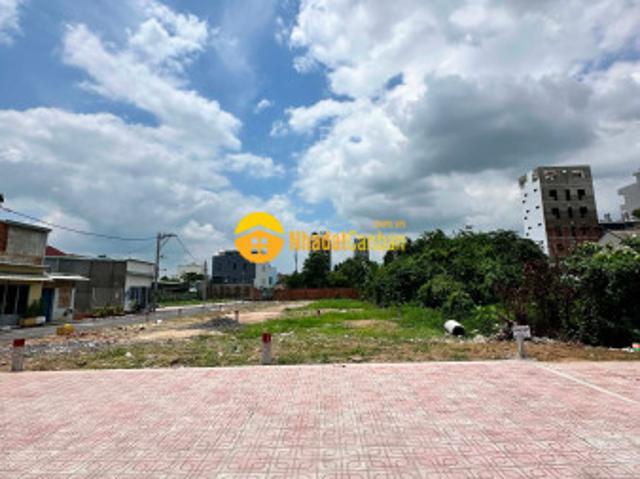 Mặt bằng bán