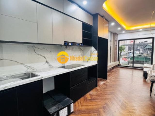Nhà mặt phố bán