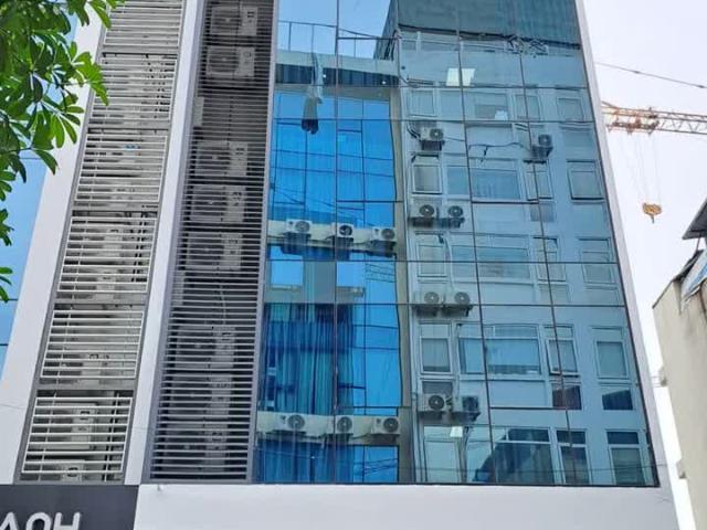 Nhà mặt phố bán tại Hoàn Kiếm, Hà Nội