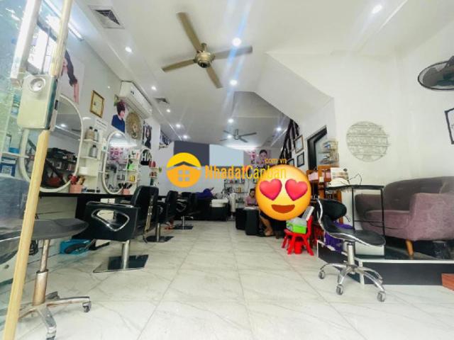 Nhà mặt phố bán