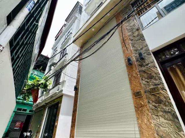 Nhà bán tại Hoàn Kiếm, Hà Nội