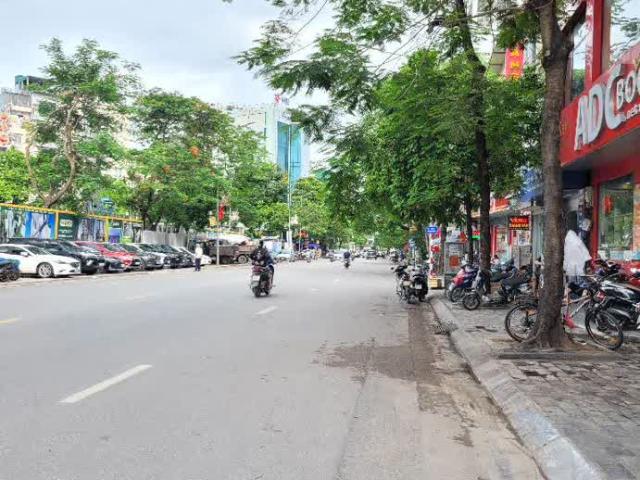 Nhà mặt phố bán tại Hoàn Kiếm, Hà Nội