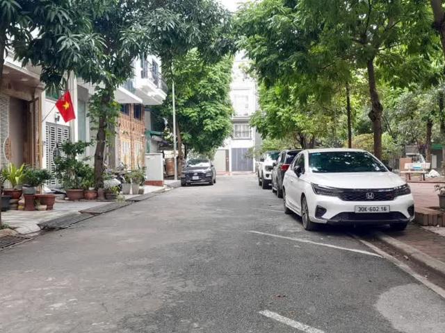 Nhà bán tại Hoàn Kiếm, Hà Nội