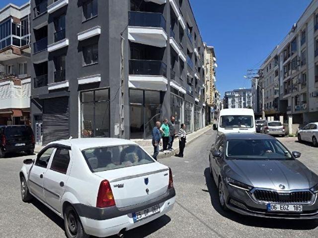 Buca, İzmir içerisinde satılık mülk