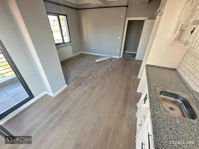 Zümrütevler Mahallesi, Maltepe içerisinde satılık mülk