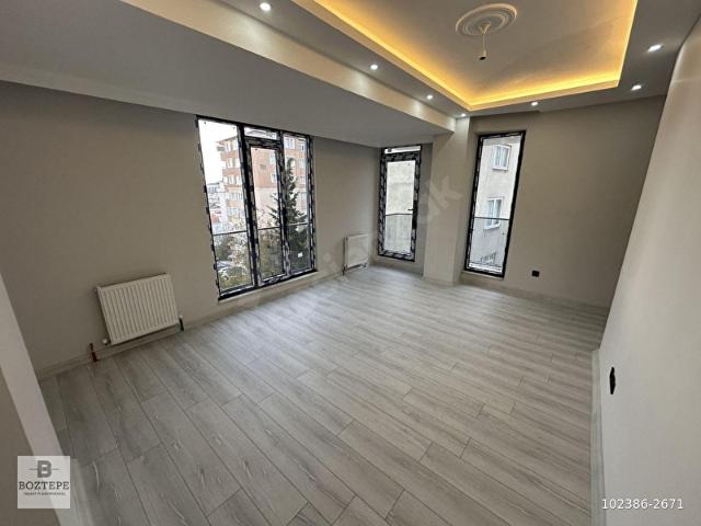 Hürriyet Mahallesi, Kartal içerisinde satılık mülk