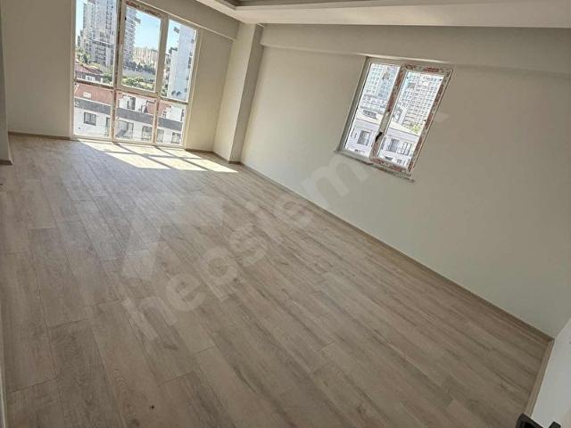 Tuzla, İstanbul içerisinde satılık mülk