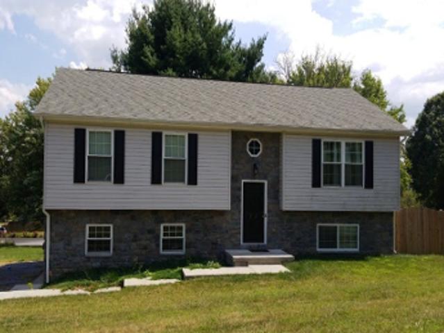 House for sale in Hedgesville, West Virginia
