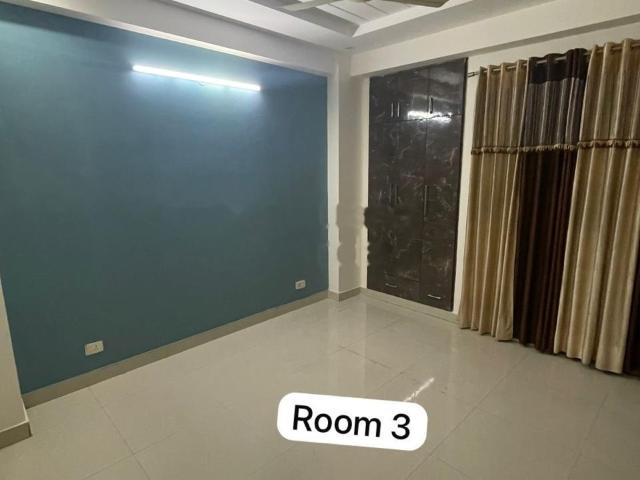 Flat for rent in Hariana