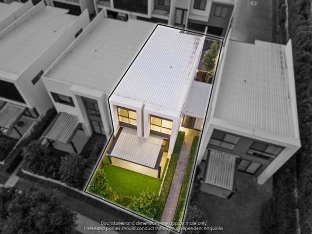 Townhouse for sale in Toombul, Queensland