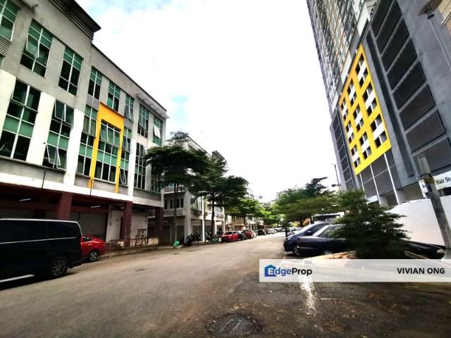 Shop for sale in Petaling, Damansara Damai