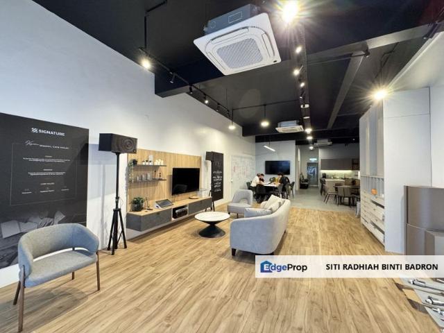 Shop for sale in Petaling, Damansara Damai