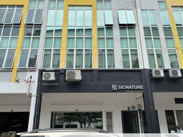 Shop for sale in PJU 5, Petaling Jaya
