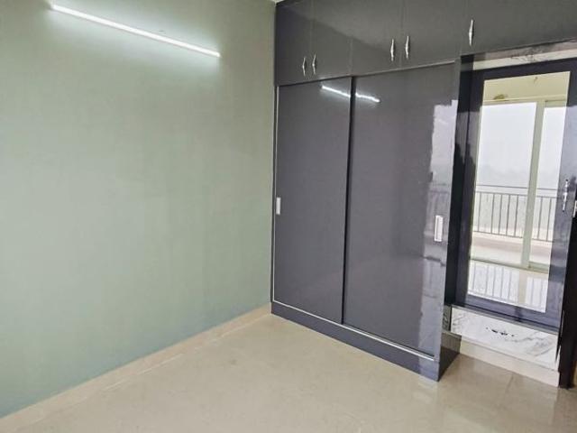 Flat for rent in Hariana