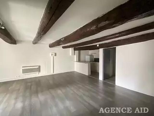 Appartement location à Arrondissement de Toulon, Signes