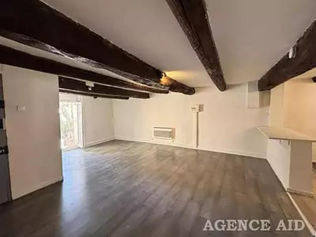 Appartement location à Arrondissement de Toulon, Signes