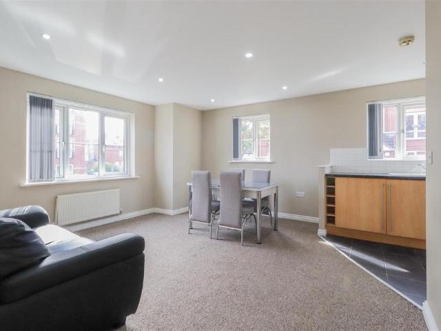 Apartment for rent in Ball Hill, Coventry