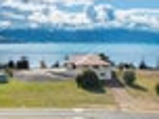 House for sale in Otakou