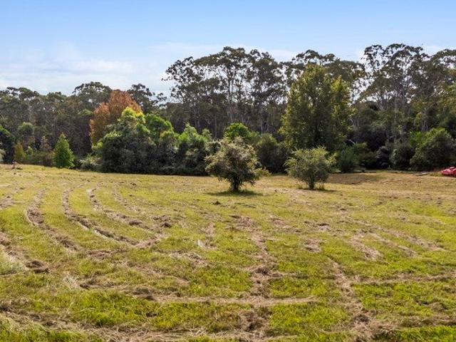 Cottage for sale in Sydney, New South Wales