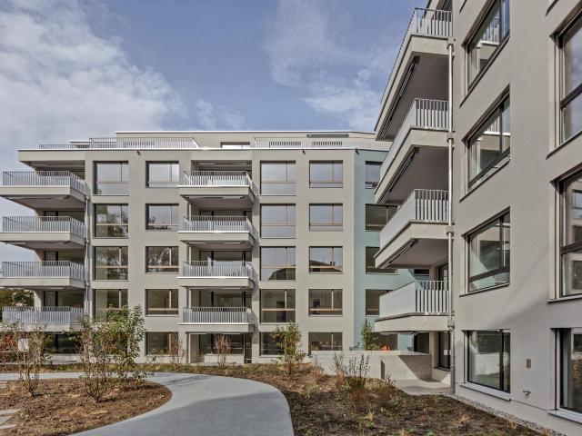 Apartment mieten in Einigen, Zürich