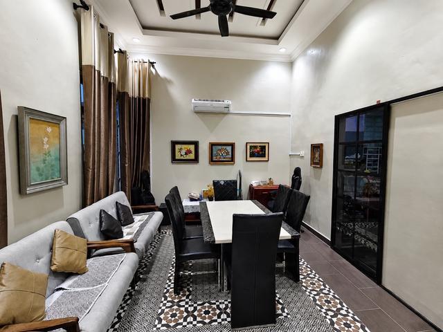 Bungalow for sale in Sikamat, Seremban