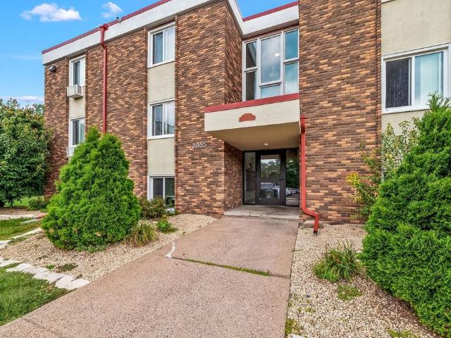 Apartment for rent in Maplewood, Ramsey County