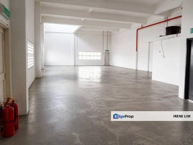 Warehouse for sale in Bukit Ledang, Johor