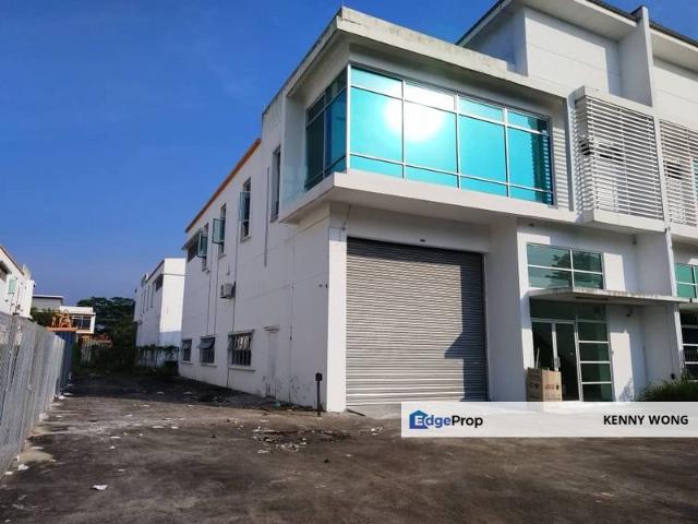 Warehouse for sale in Bukit Ledang, Johor