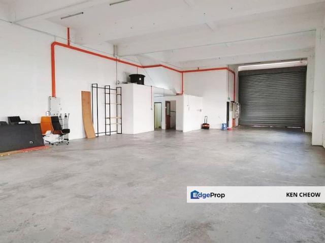 Warehouse for sale in Bukit Ledang, Johor