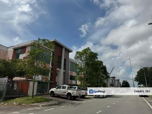Warehouse for sale in Bukit Ledang, Johor