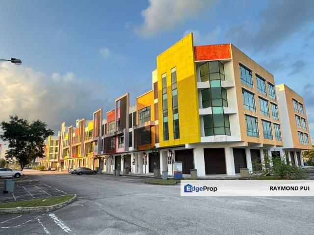 Shop for rent in Bukit Ledang, Johor